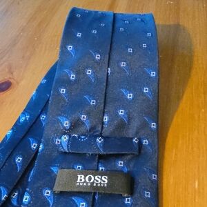 Hugo Boss Navy and Blue Geometric Tie